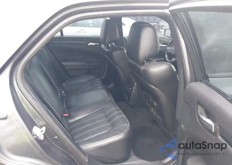 2016 Chrysler 300 300S z USA, uszkodzony, nr VIN 2C3CCAGG2GH142583